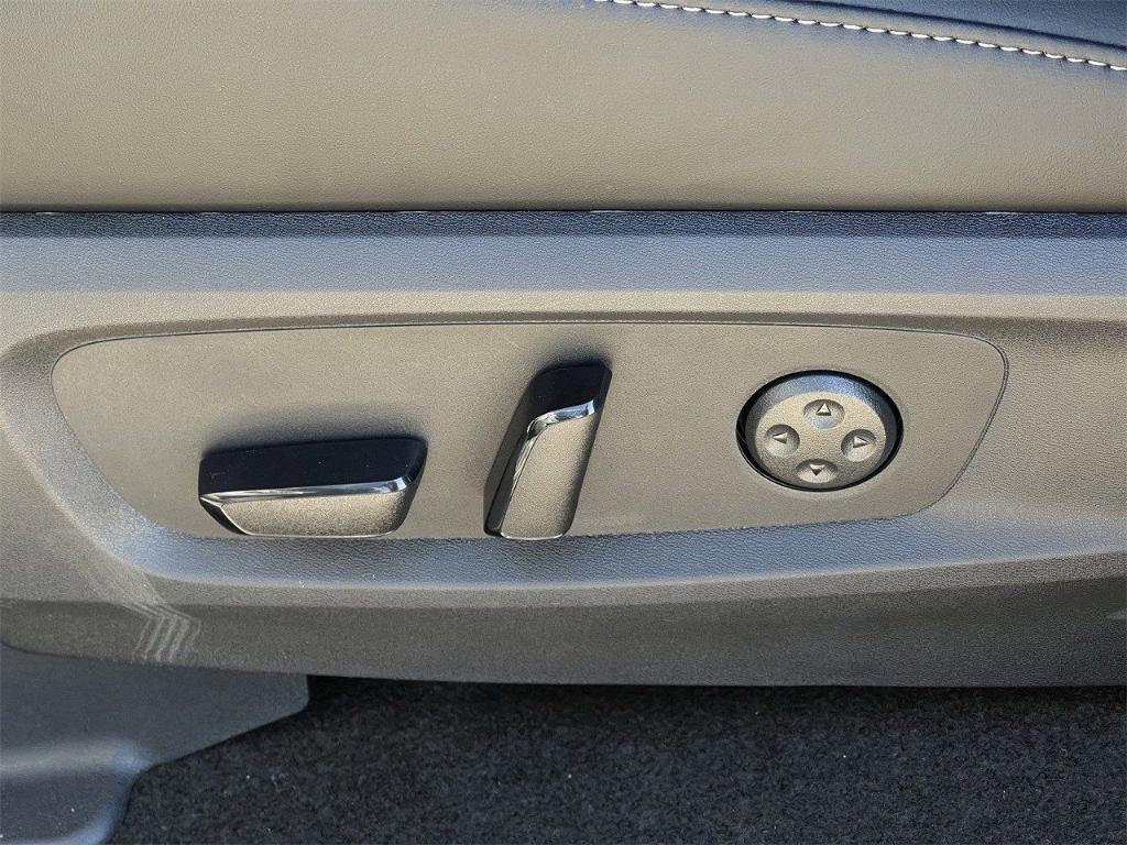 new 2026 INFINITI QX60 car, priced at $66,180