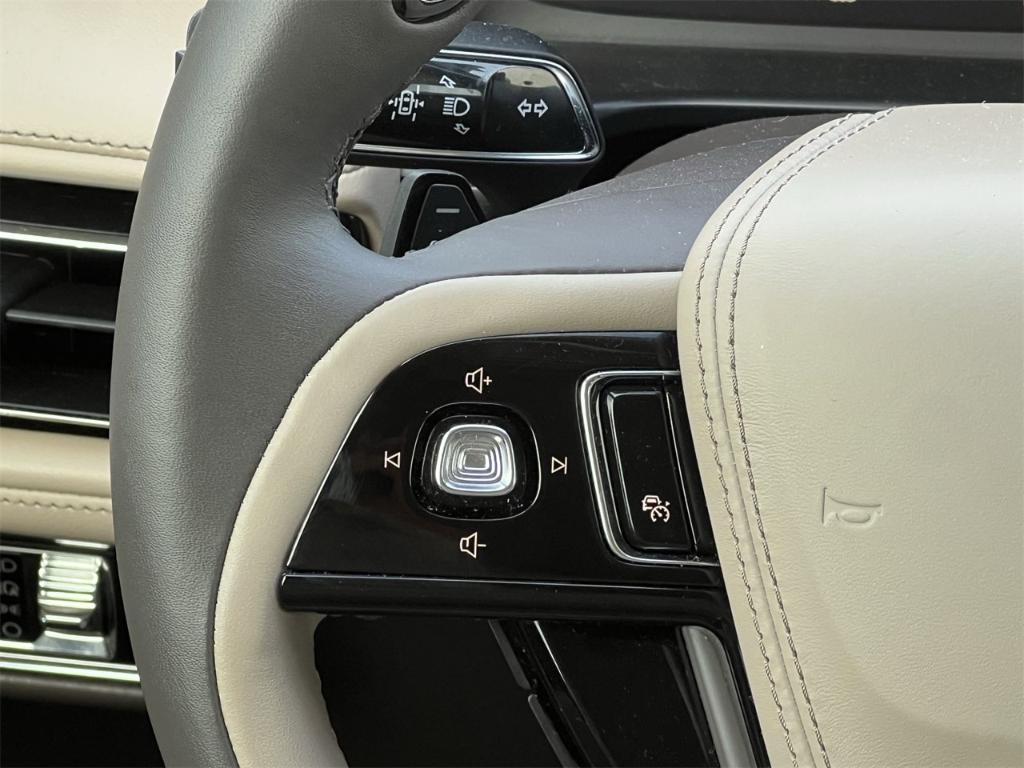 used 2024 Lincoln Aviator car, priced at $55,985