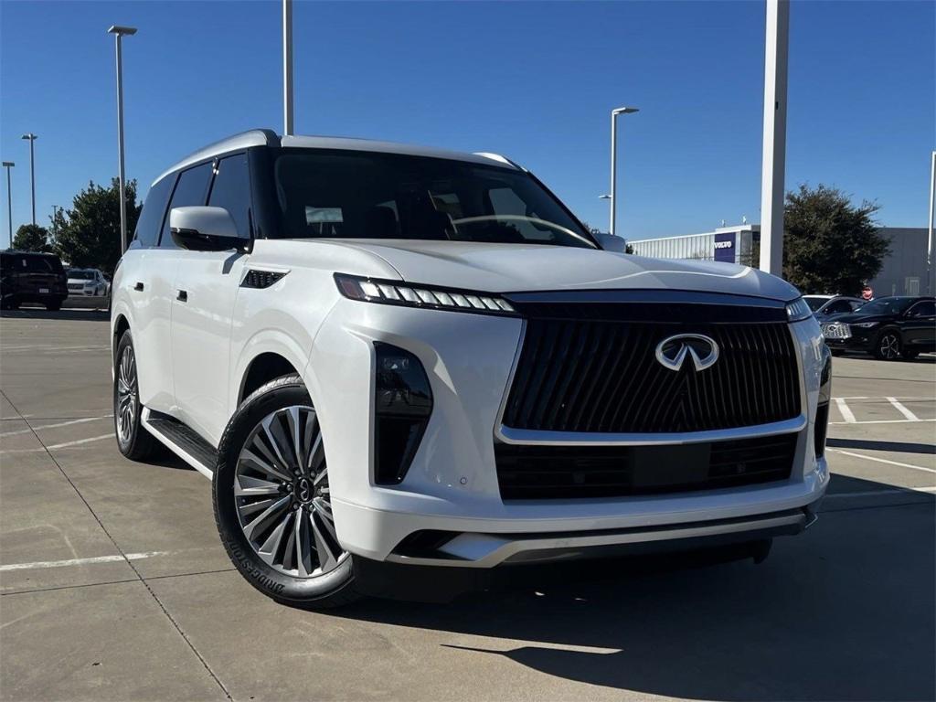 new 2025 INFINITI QX80 car, priced at $96,100