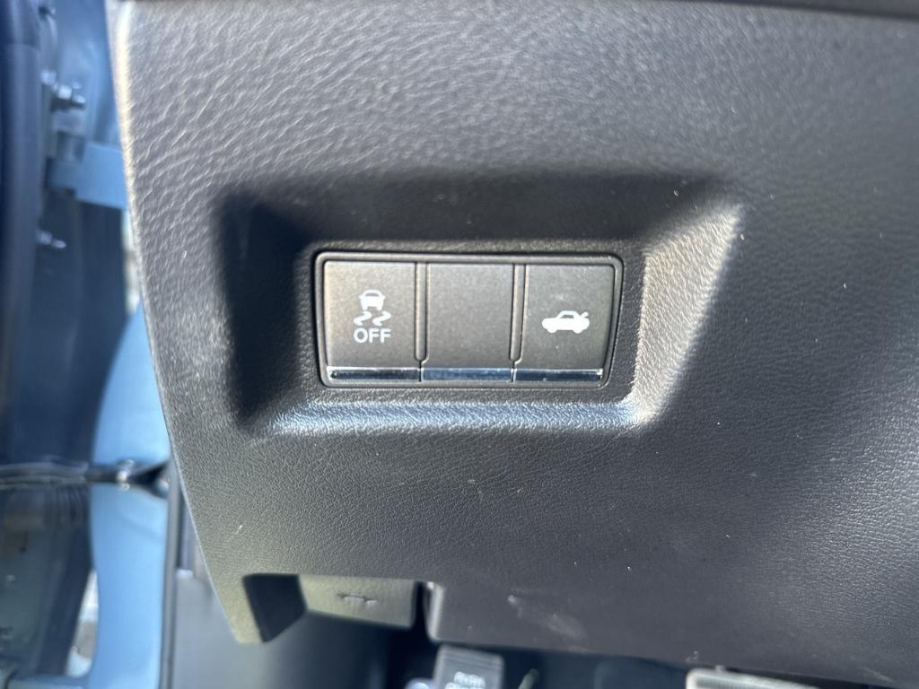 used 2022 INFINITI Q60 car, priced at $42,985