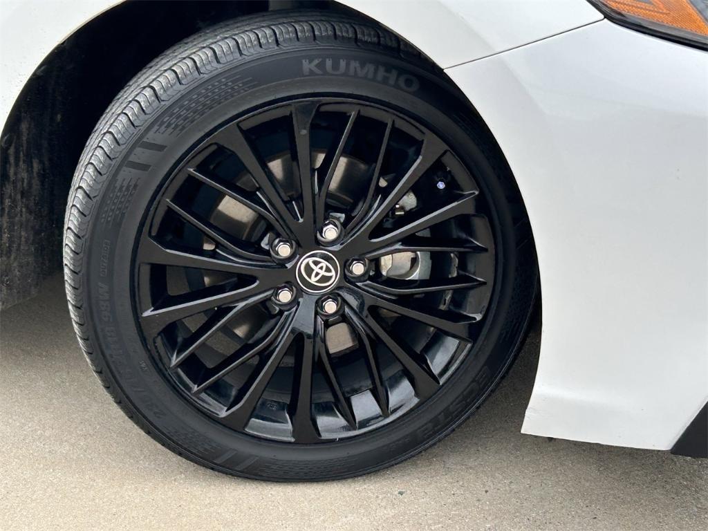 used 2022 Toyota Camry Hybrid car, priced at $24,788