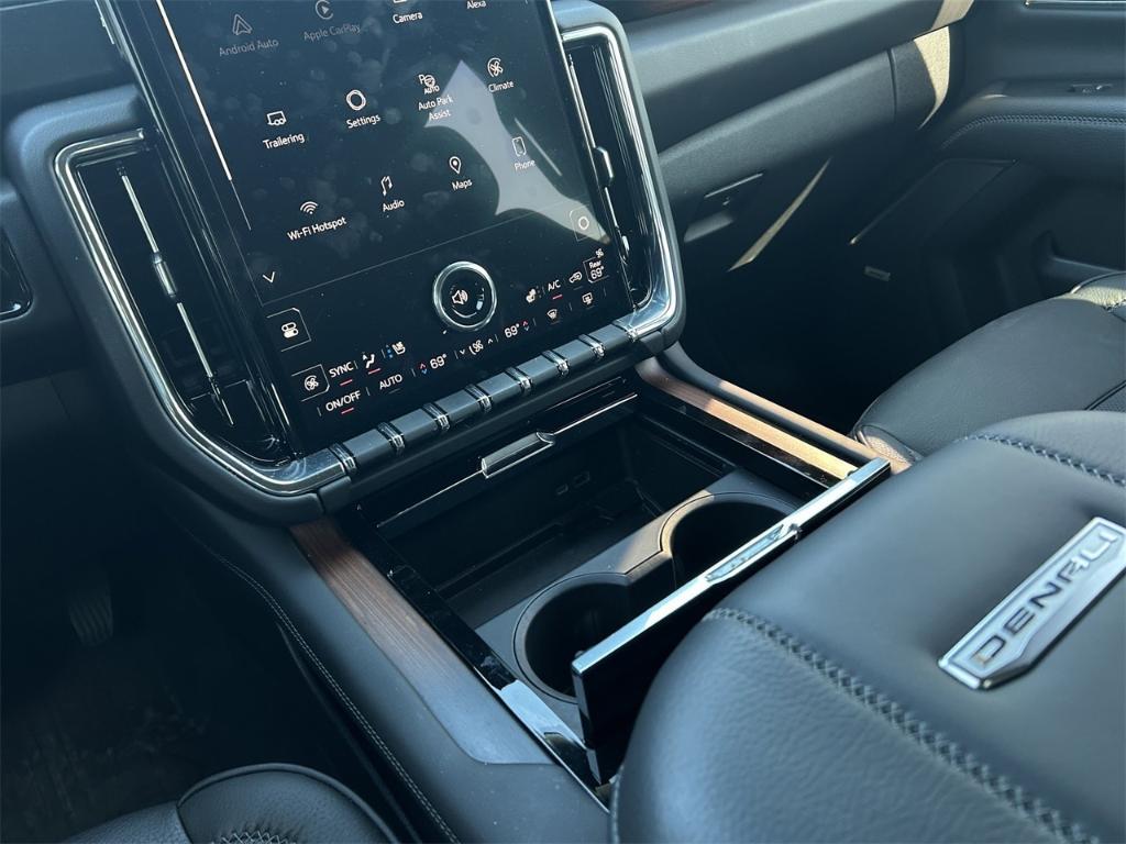 used 2025 GMC Yukon car, priced at $81,943