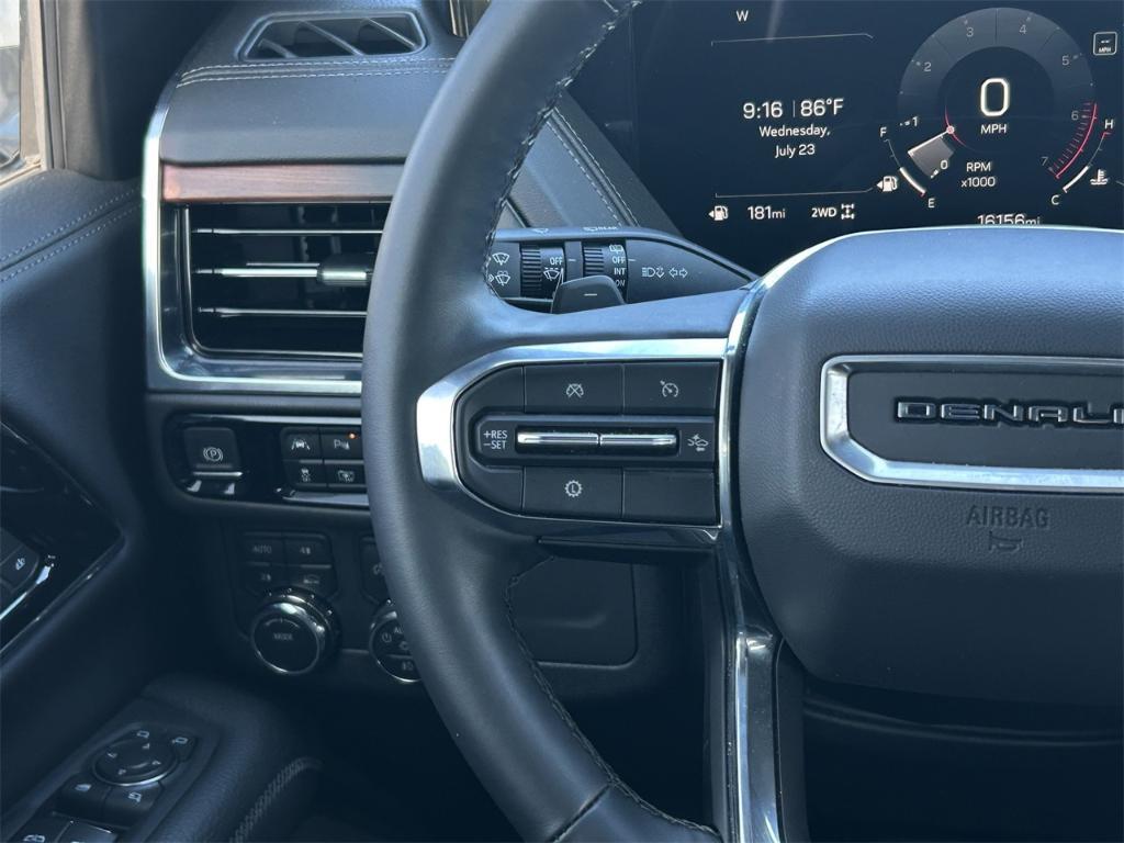 used 2025 GMC Yukon car, priced at $81,943