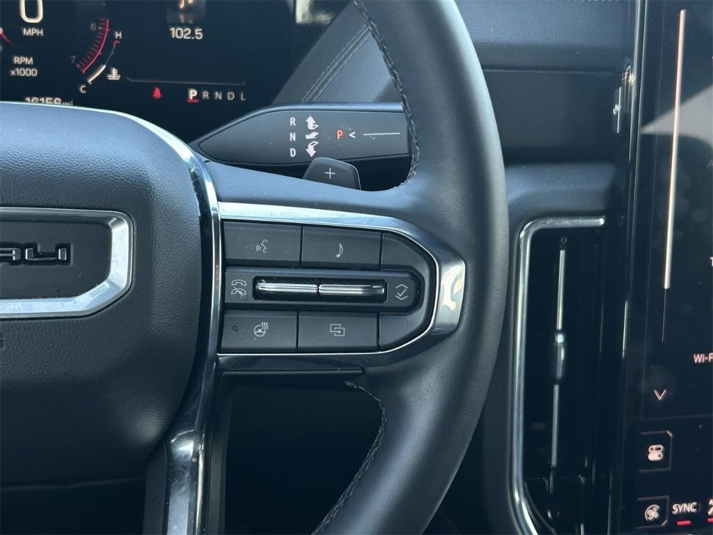 used 2025 GMC Yukon car, priced at $81,943