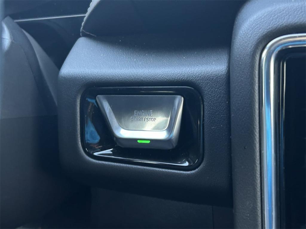 used 2025 GMC Yukon car, priced at $81,943