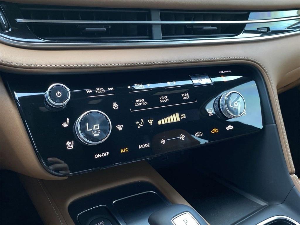 new 2025 INFINITI QX60 car, priced at $66,783