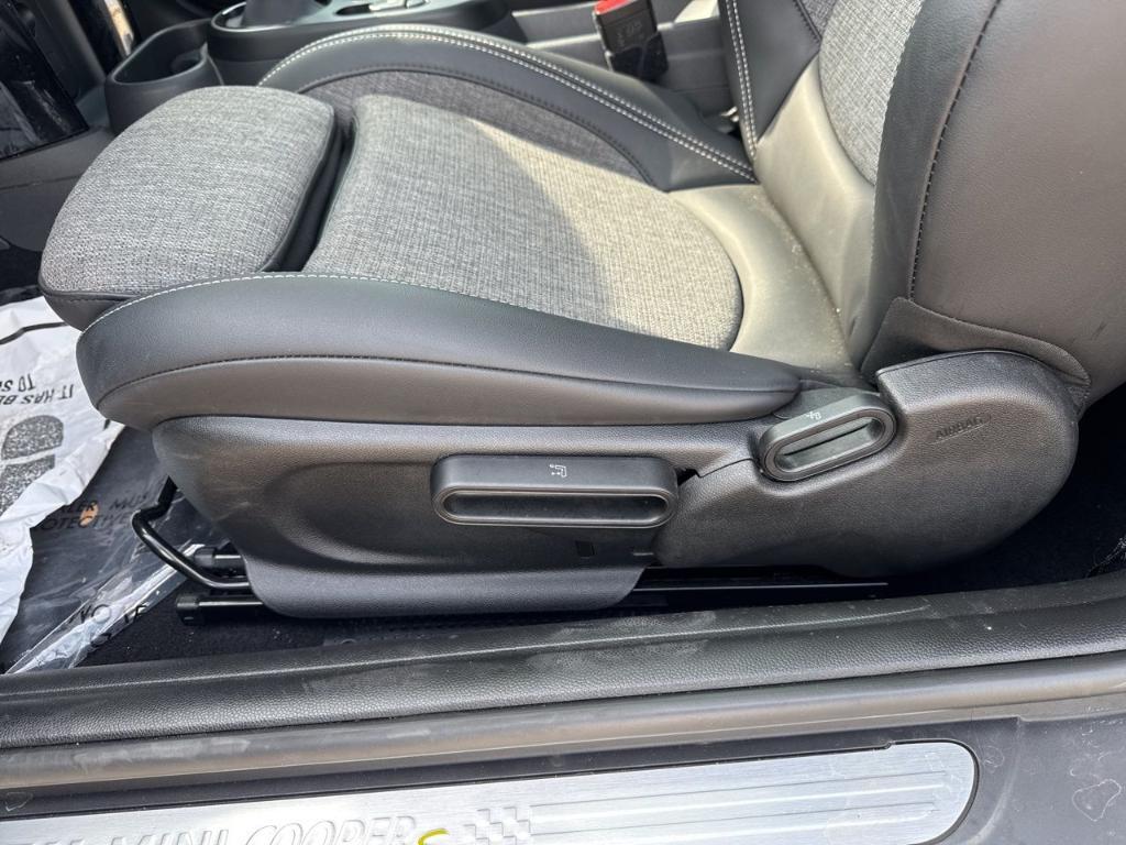 used 2023 MINI Hardtop car, priced at $20,985