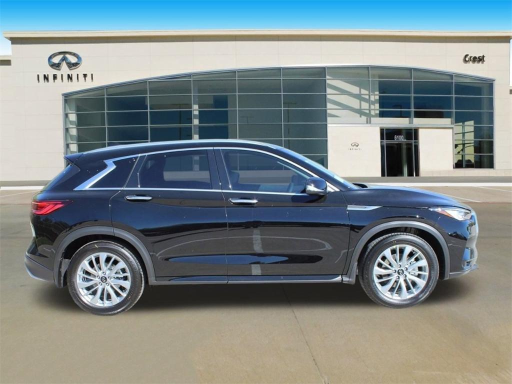 new 2025 INFINITI QX50 car
