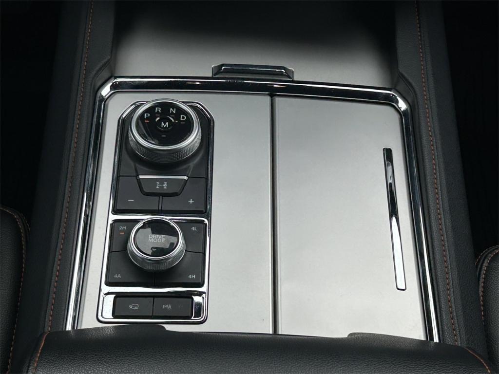 used 2023 Ford Expedition car, priced at $57,988
