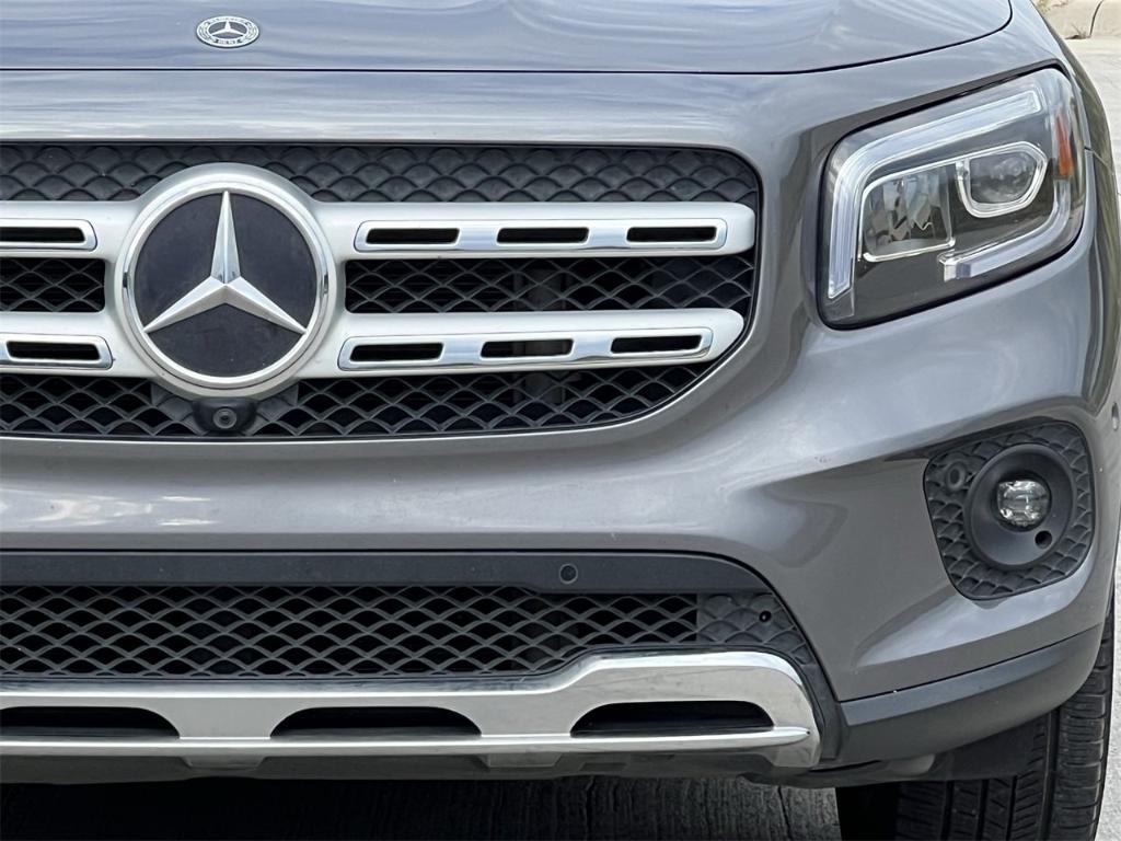 used 2022 Mercedes-Benz GLB 250 car, priced at $26,985