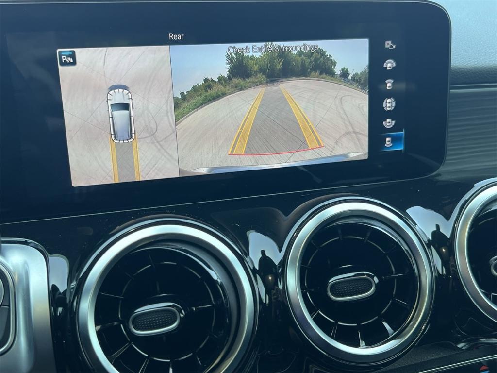 used 2022 Mercedes-Benz GLB 250 car, priced at $23,985