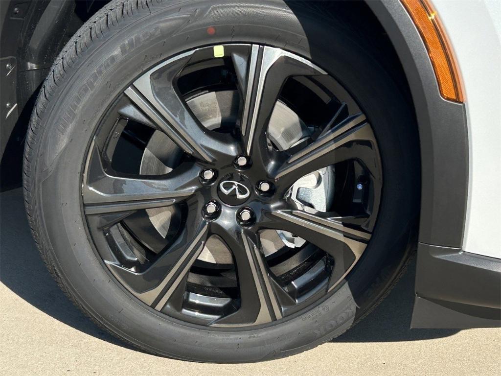 new 2026 INFINITI QX60 car, priced at $73,395