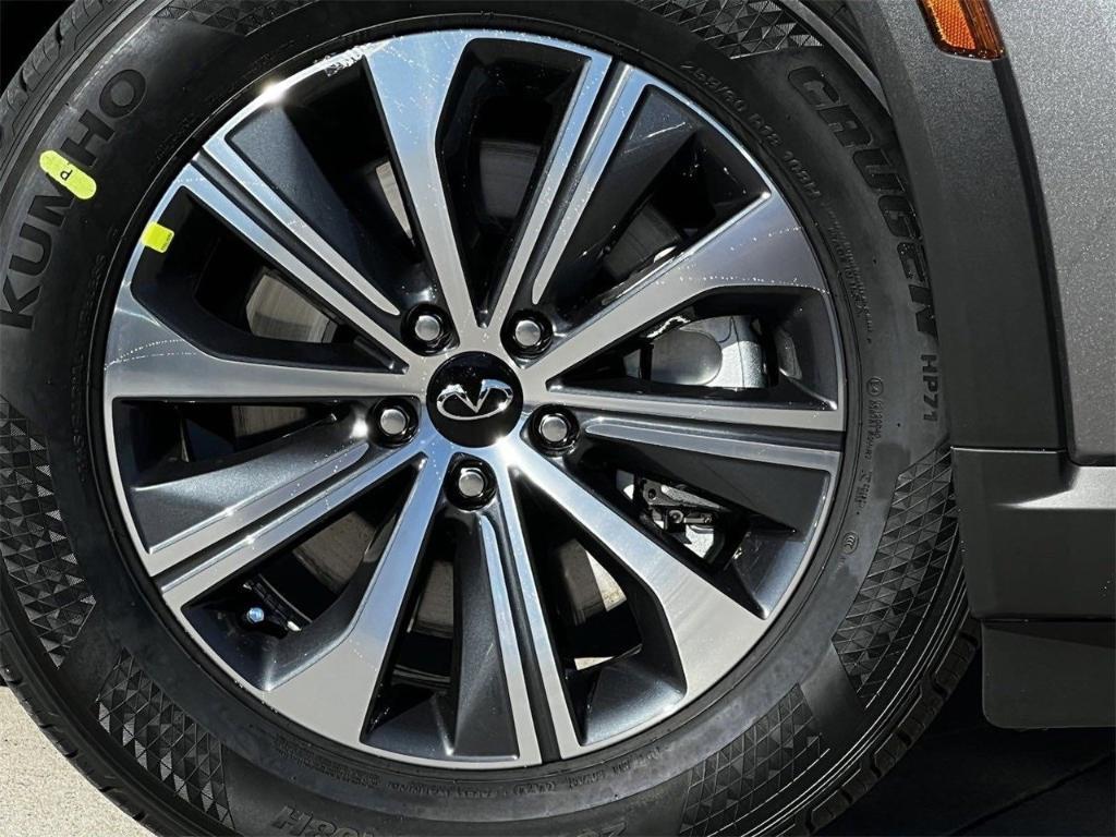 new 2025 INFINITI QX60 car, priced at $51,670