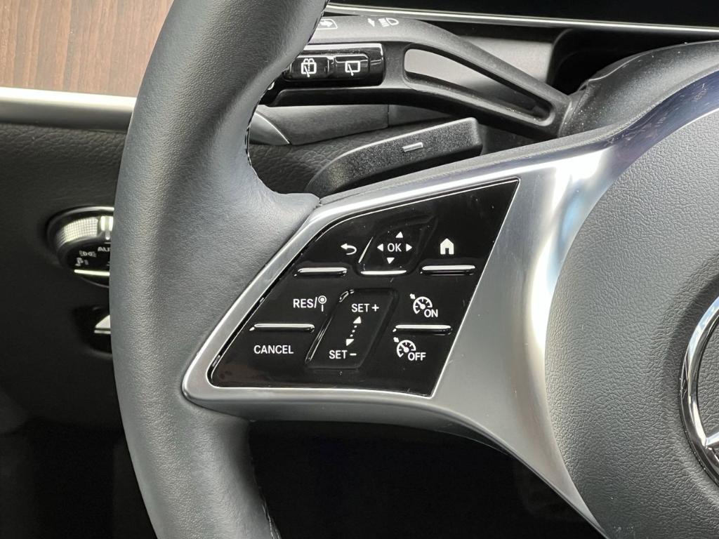 used 2025 Mercedes-Benz GLC 300 car, priced at $42,985