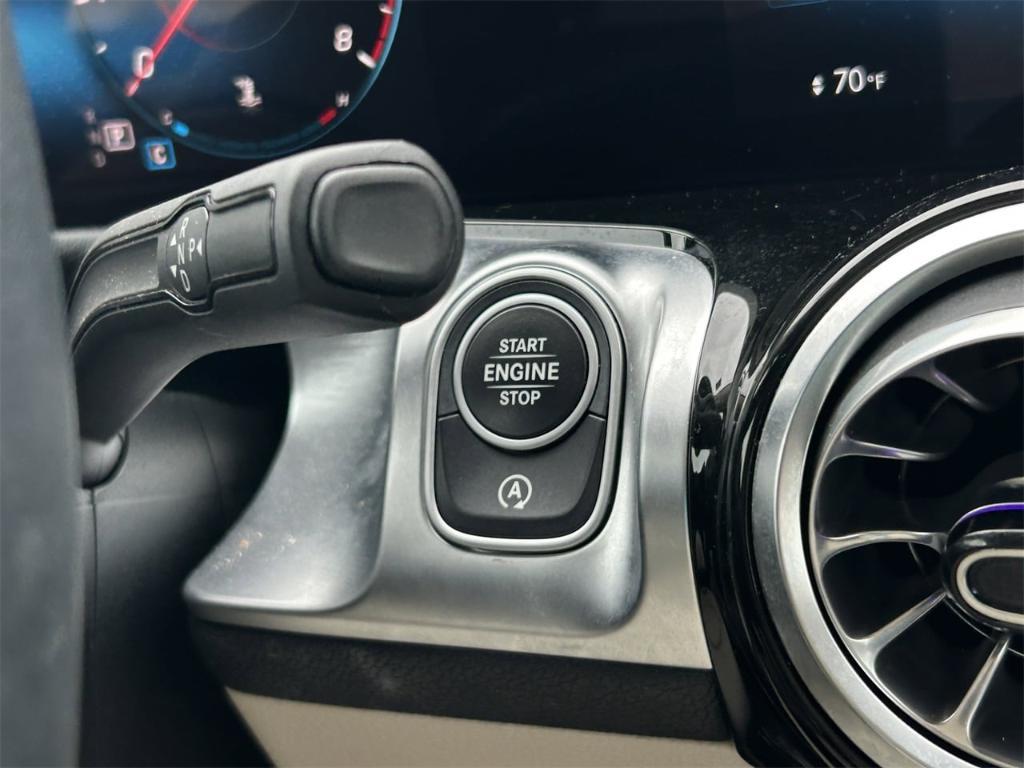used 2023 Mercedes-Benz GLB 250 car, priced at $33,988