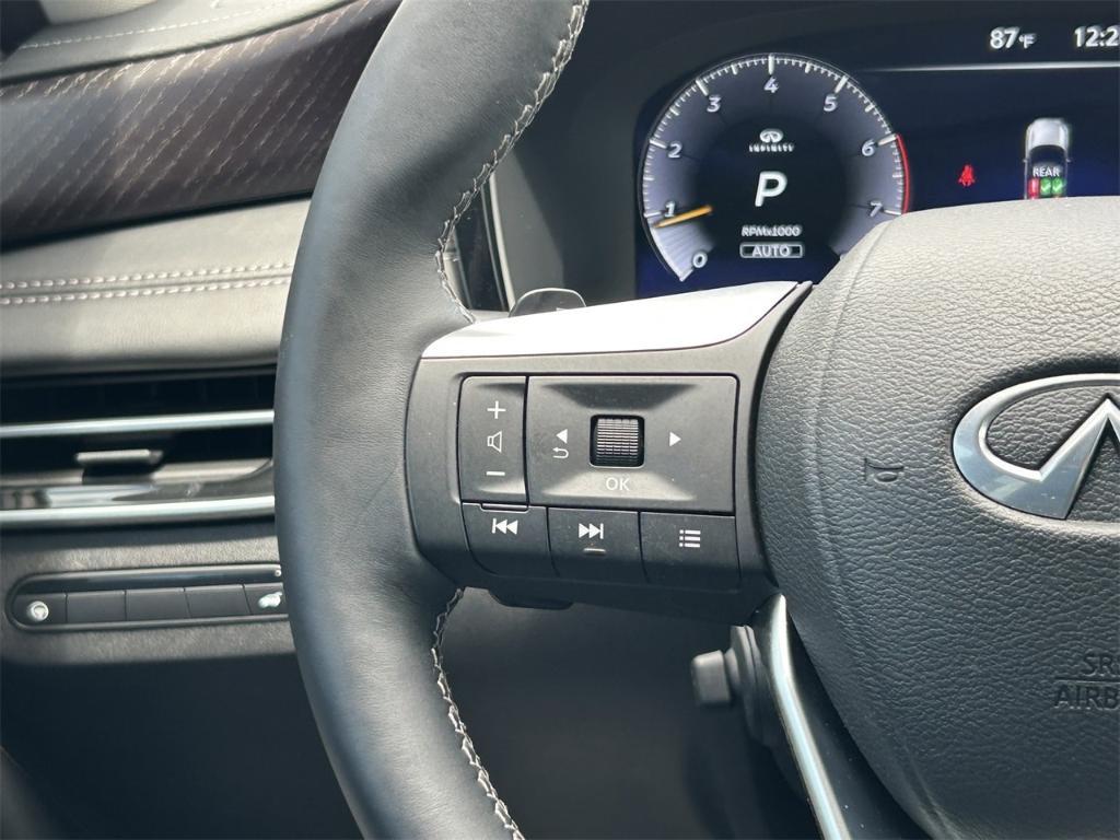used 2025 INFINITI QX60 car, priced at $50,604