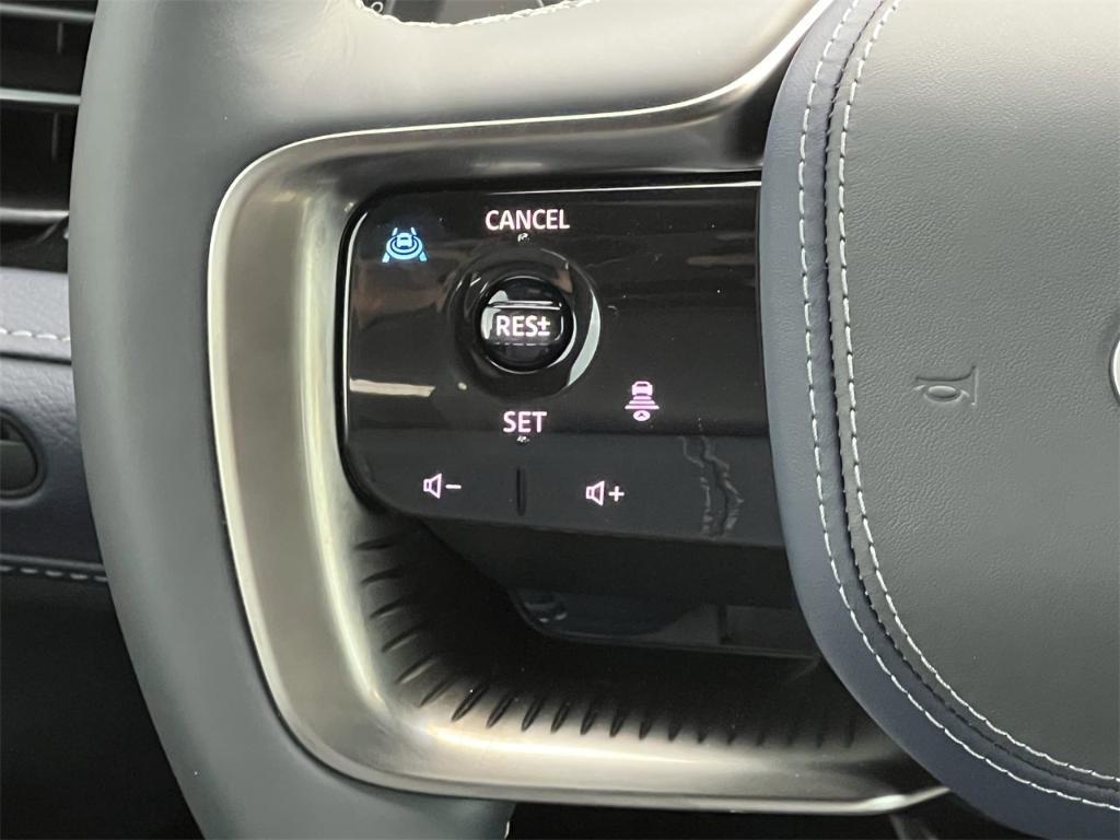 new 2026 INFINITI QX80 car, priced at $106,525