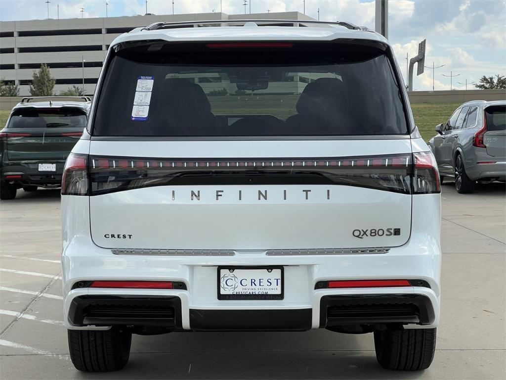 new 2026 INFINITI QX80 car, priced at $106,525