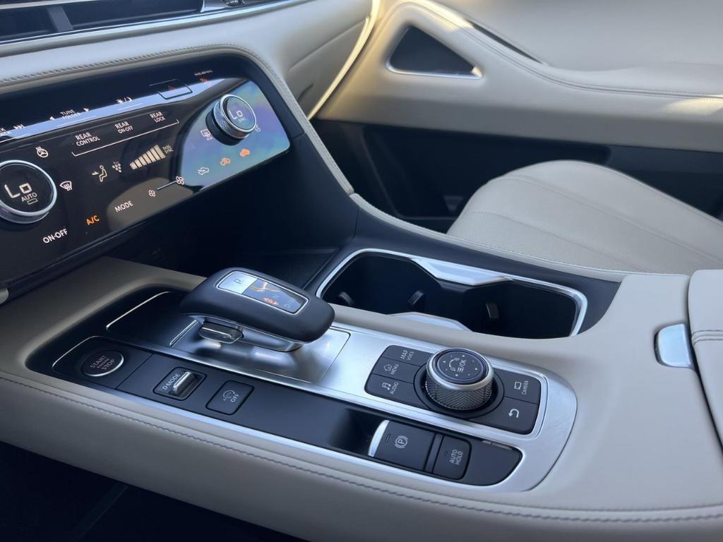 used 2025 INFINITI QX60 car, priced at $50,984