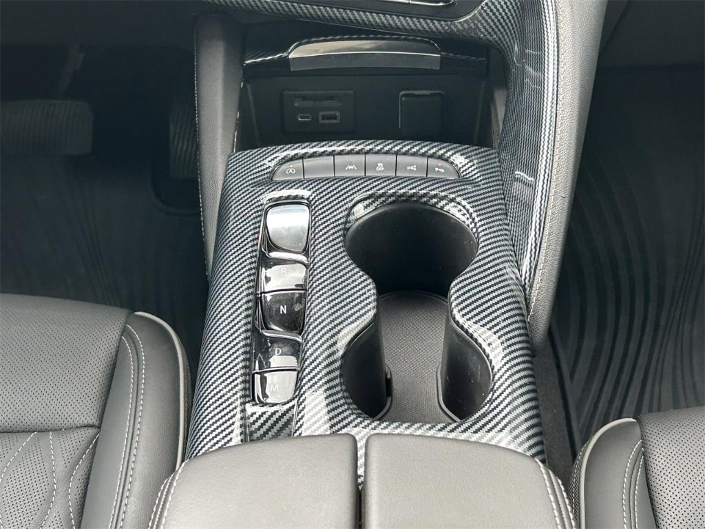 used 2022 Buick Envision car, priced at $24,988