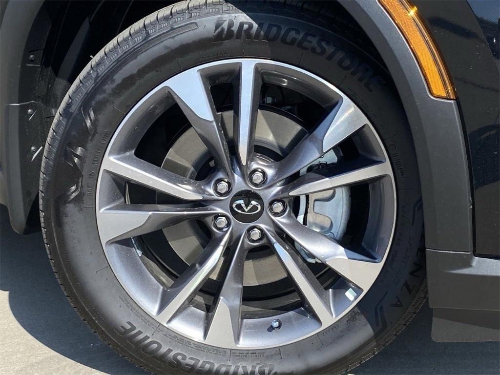 new 2025 INFINITI QX60 car, priced at $56,754