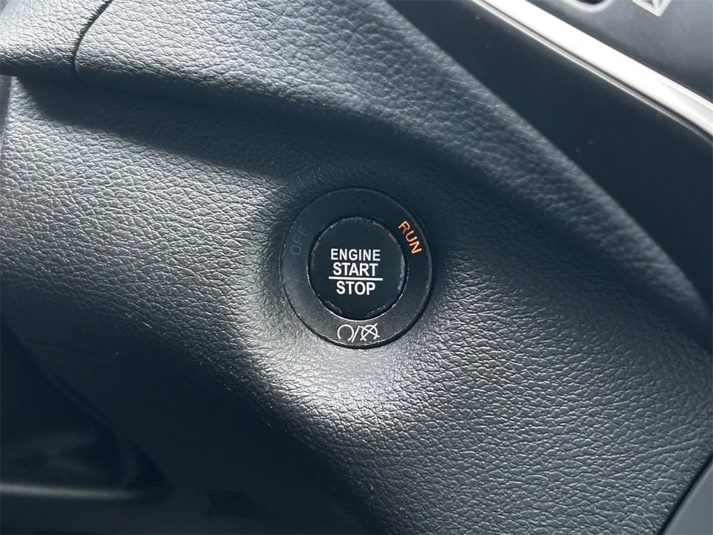 used 2019 Jeep Cherokee car, priced at $17,485