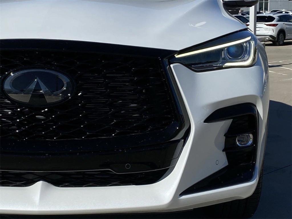 new 2025 INFINITI QX50 car