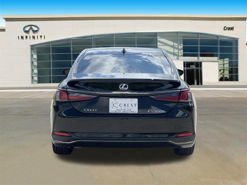 used 2022 Lexus ES 300h car, priced at $39,988