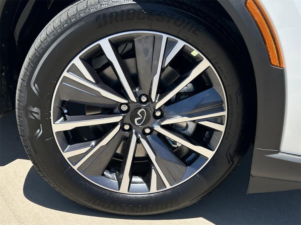 new 2026 INFINITI QX60 car, priced at $60,245