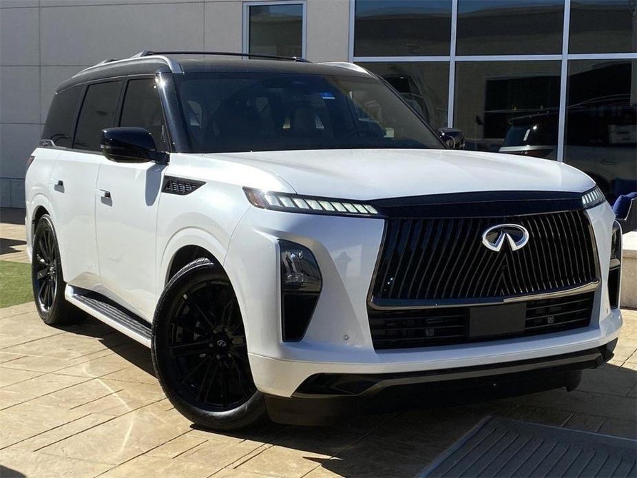 new 2025 INFINITI QX80 car, priced at $115,695