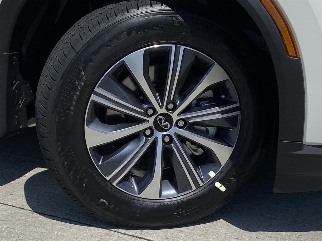 new 2025 INFINITI QX60 car, priced at $51,670