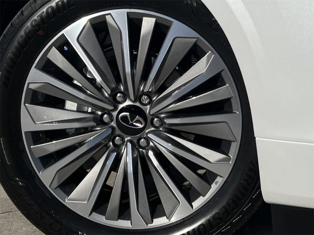 new 2025 INFINITI QX80 car, priced at $89,223