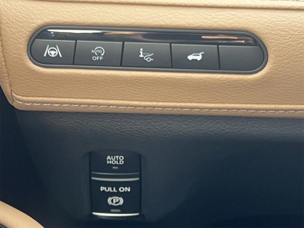 new 2025 INFINITI QX80 car, priced at $89,223