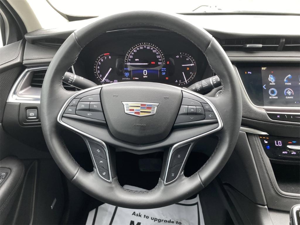 used 2018 Cadillac XT5 car, priced at $24,987
