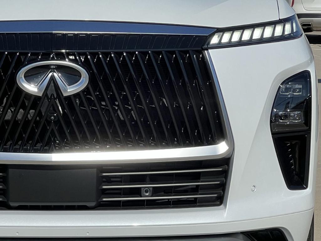 used 2025 INFINITI QX80 car