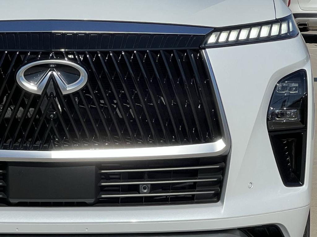 used 2025 INFINITI QX80 car