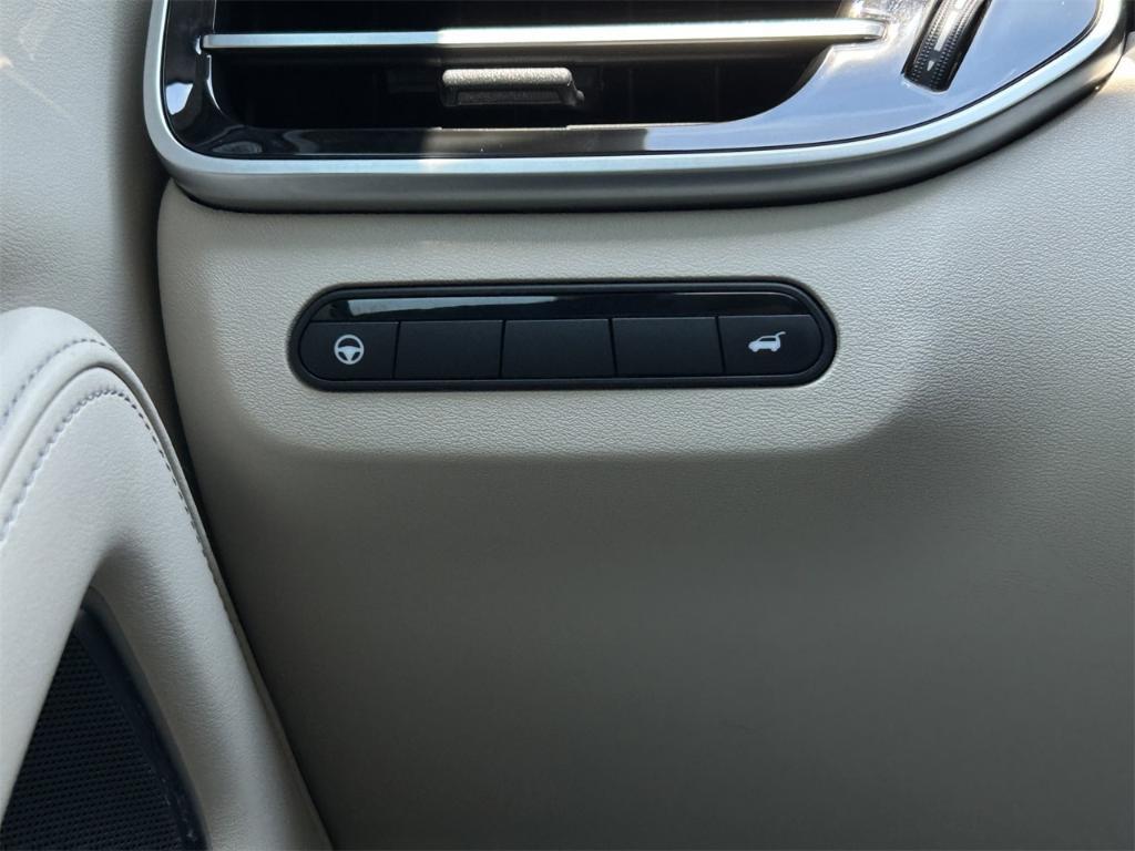 used 2025 INFINITI QX60 car, priced at $45,984