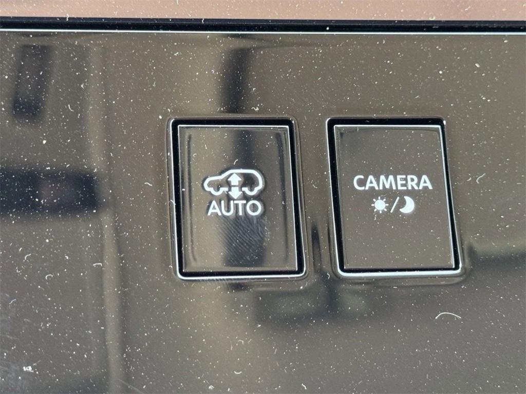 new 2025 INFINITI QX80 car
