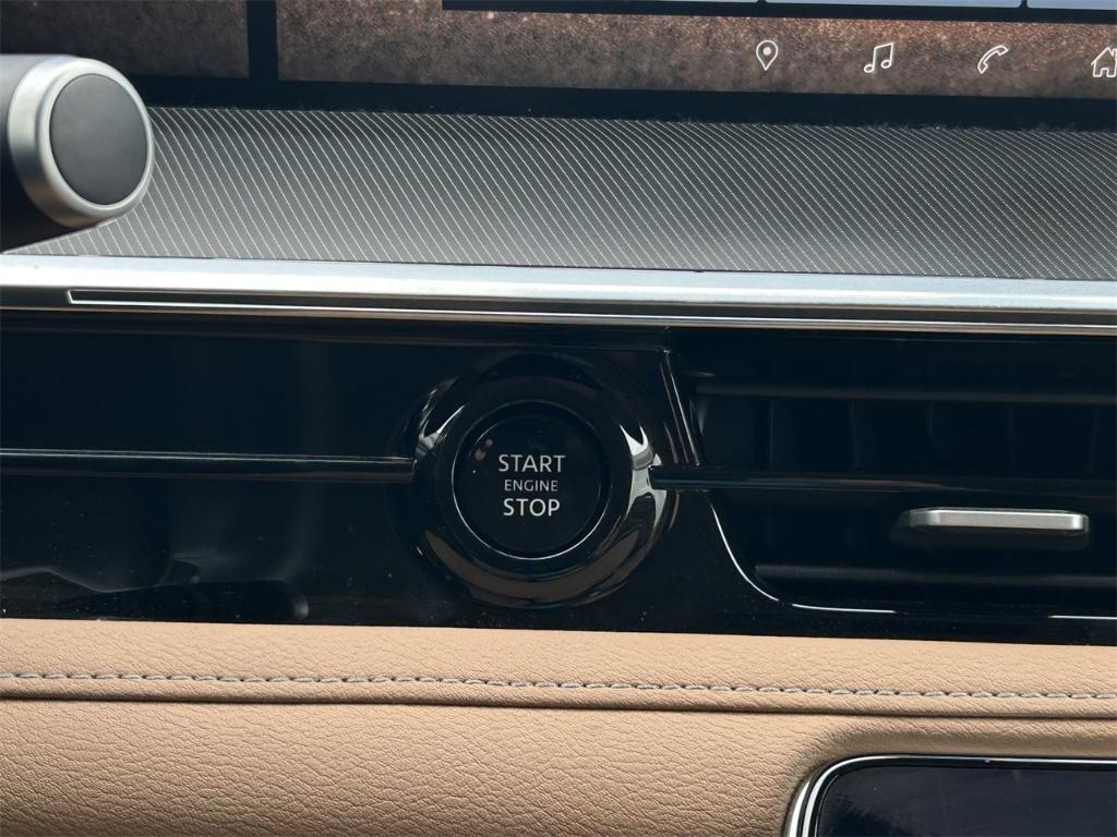 used 2025 INFINITI QX80 car