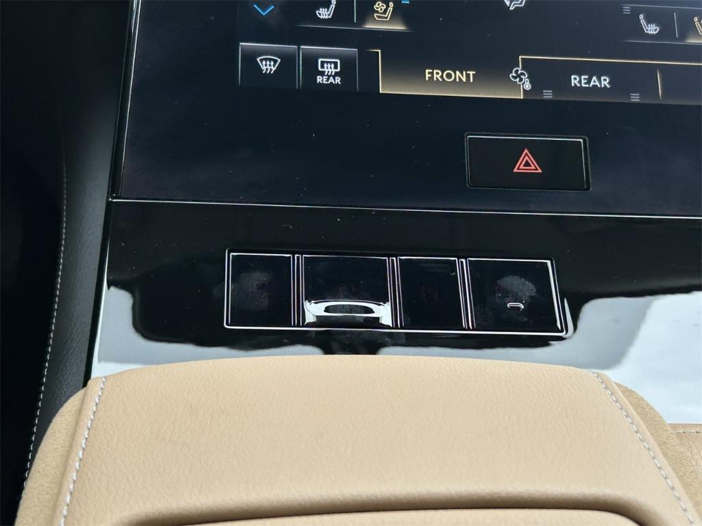 used 2025 INFINITI QX80 car