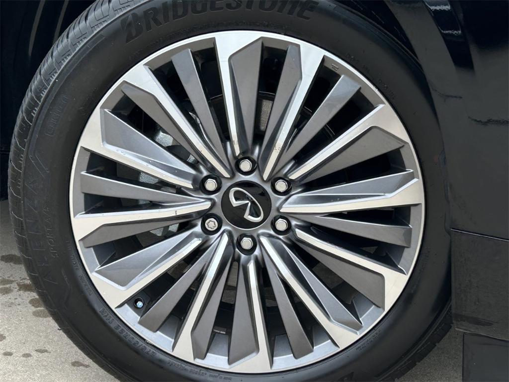 used 2025 INFINITI QX80 car