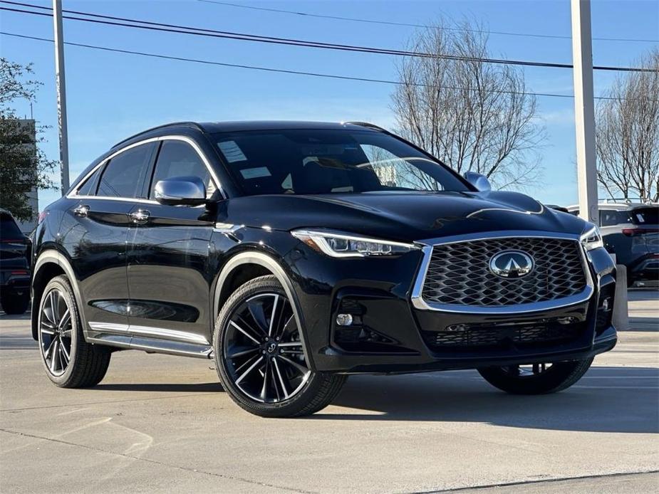 new 2025 INFINITI QX55 car, priced at $55,870