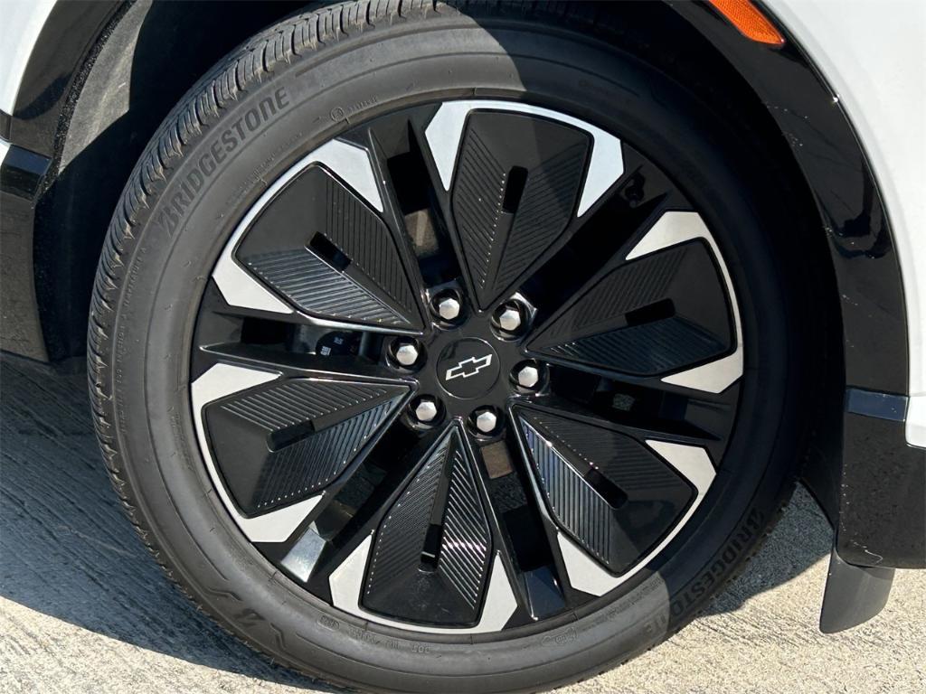 used 2024 Chevrolet Blazer EV car, priced at $32,788