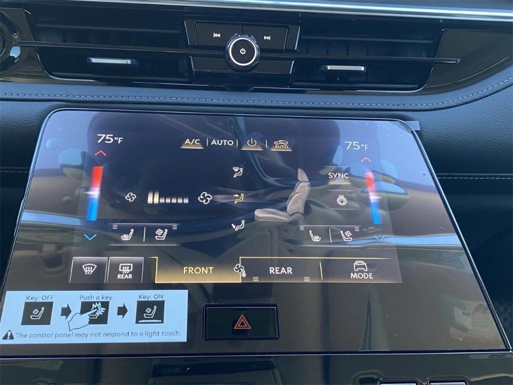 new 2025 INFINITI QX80 car, priced at $88,450