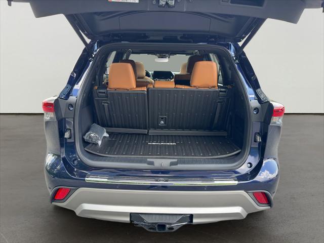 new 2025 Toyota Highlander car, priced at $51,193