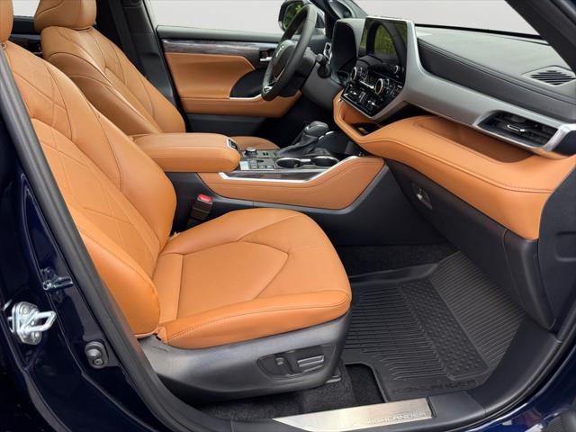 new 2025 Toyota Highlander car, priced at $51,193