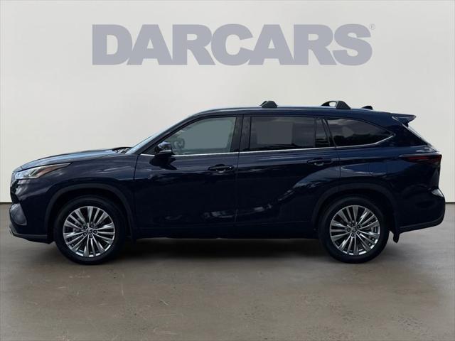 new 2025 Toyota Highlander car, priced at $51,193
