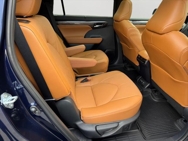 new 2025 Toyota Highlander car, priced at $51,193