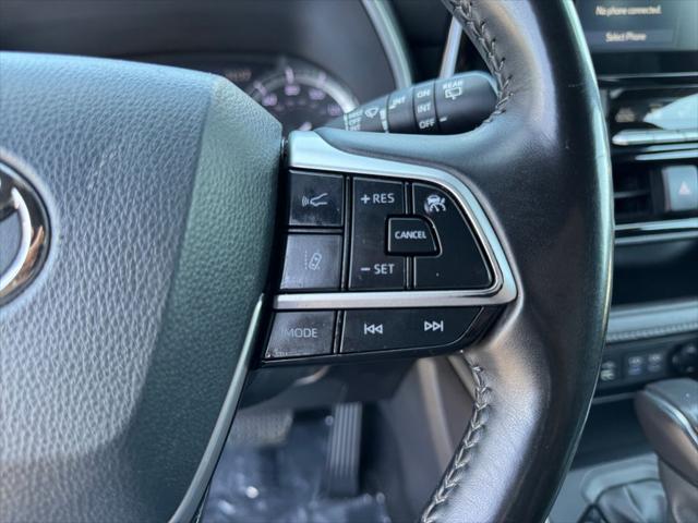 used 2022 Toyota Highlander car, priced at $29,945