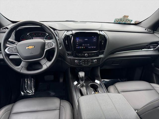 used 2023 Chevrolet Traverse car, priced at $30,490